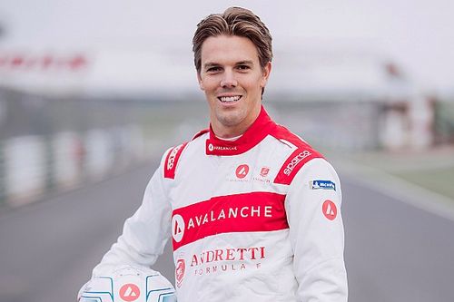 Askew joins Dennis in Andretti Formula E squad