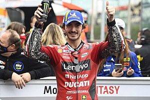 Bagnaia logra la pole en Misano y Quartararo es 15°