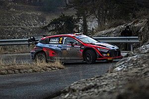 A könnyeivel küszködött a finn ralin bukó Oliver Solberg a baleset után – videó!