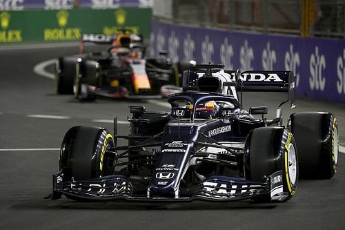 Yuki Tsunoda se queja: Pérez me costó tres décimas