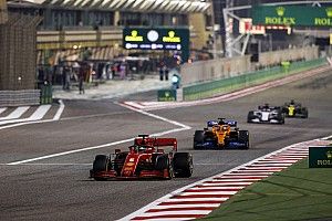 Pesan McLaren kepada Ferrari Bikin Sainz Terharu