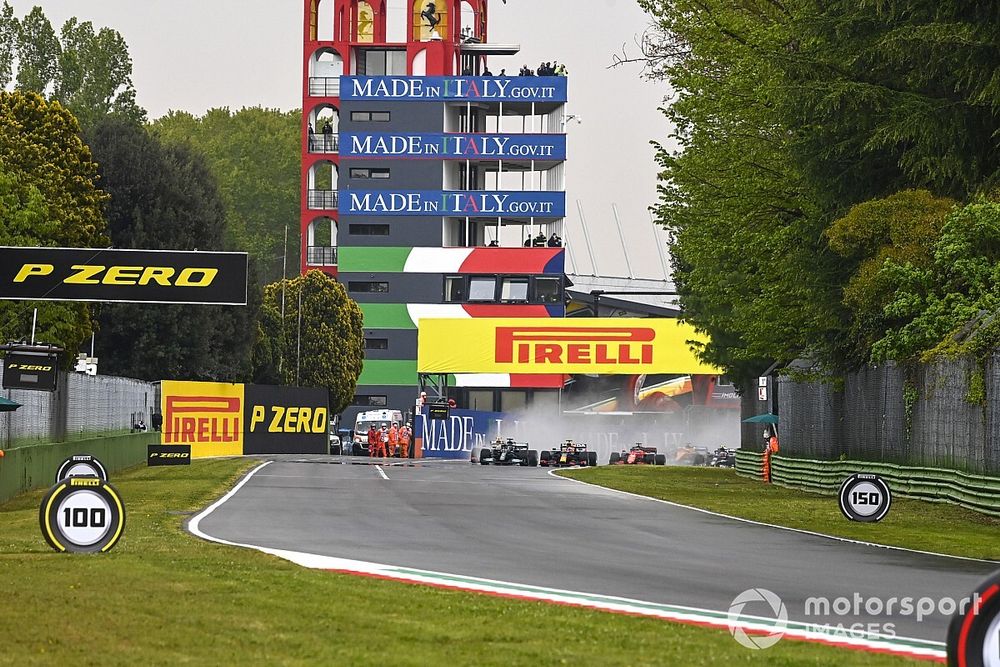 Emilia Romagna GP red-flagged after Bottas/Russell crash
