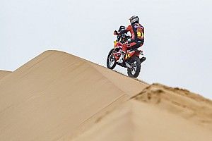 El Dakar se queda sin otro de sus favoritos: Price abandona