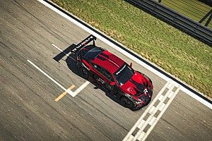 Verstappen wint met Team Redline in iRacing 24 uur van Nürburgring