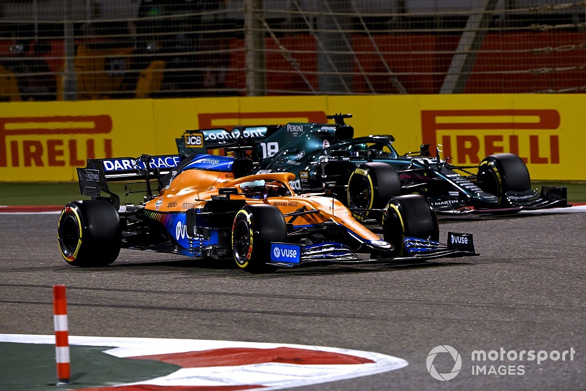 Bahreyn GP'den mutlu ayrılan Ricciardo, Imola'da "daha rekabetçi" olmayı bekliyor
