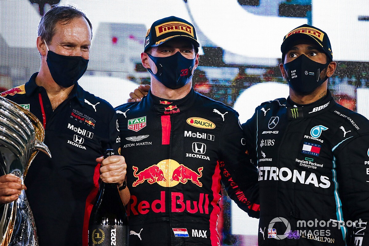 F1アブダビGP決勝:フェルスタッペン、完璧ポール・トゥ・ウィンで有終の美。今季2勝目を飾る