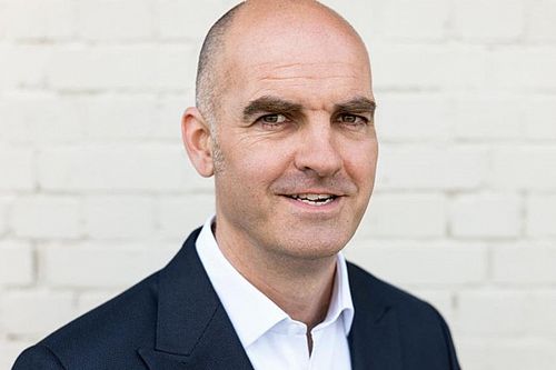 Ferrari prende Turner da TopGear per fare un salto multimediale