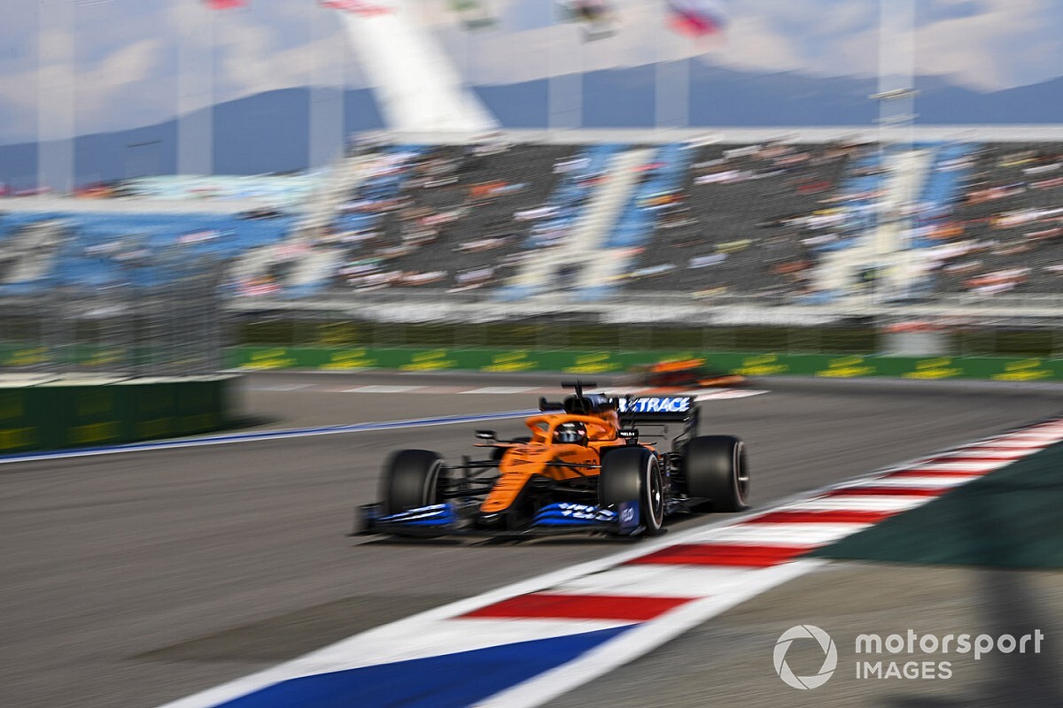 Sainz: “Renault güçlü gözüküyor"