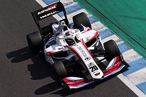 Motegi Super Formula: Hirakawa sets pace in practice