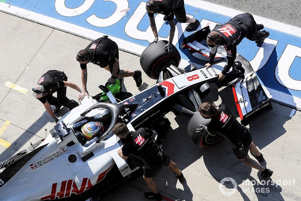 Haas considering "close to 10" drivers for 2021 seats