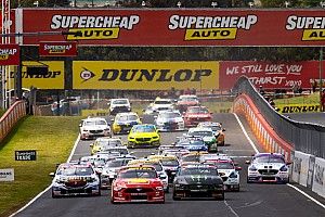 Supercars Bathurst 1000 Ditunda hingga November