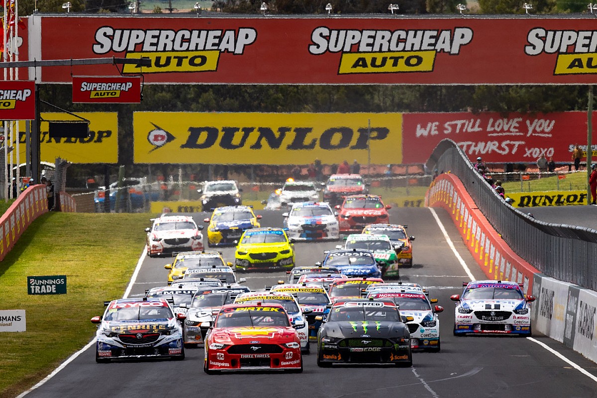 Supercars Pangkas Jarak SuperSprint di Sandown
