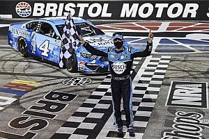 Kevin Harvick tops Kyle Busch for Bristol Night Race win