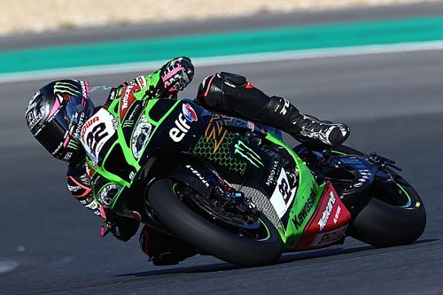 Kawasaki WSBK-rijder Lowes geblesseerd na trainingscrash