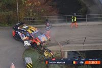 WRC | Europa Central: &iexcl;Neuville choca contra un puente! Etapa cancelada