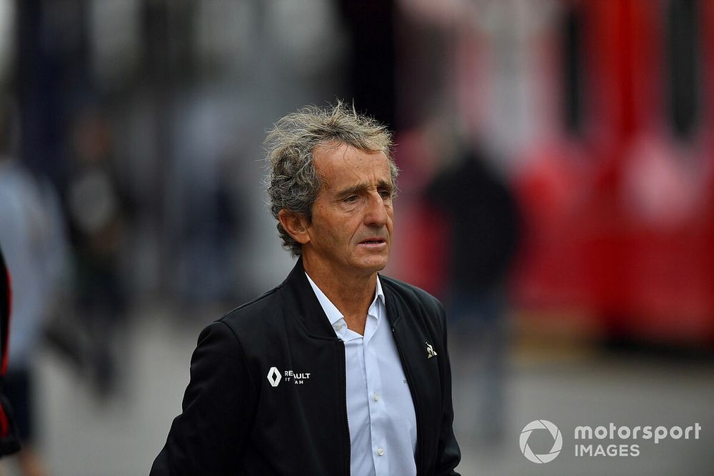 Prost: "Hamilton rijdt record van Schumacher uit de boeken"