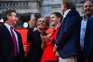 Prost szerint a Ferrari nem veszítheti el Vettelt