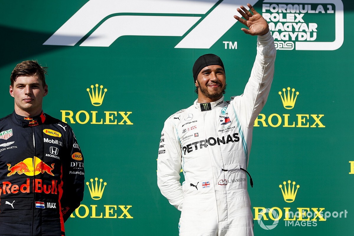 Brundle: Hiába Max teljesítménye, szerintem mindenki a Mercedesre fogadna