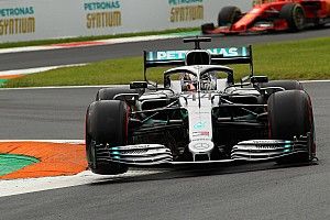 Hamilton wants challenge from rivals to continue