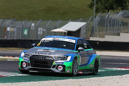 Giacomo Barri vince la Qualifying Race del TCR DSG al Mugello