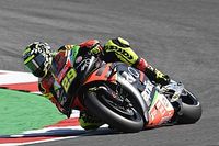 Iannone dolorante ad una spalla dopo la caduta in FP1