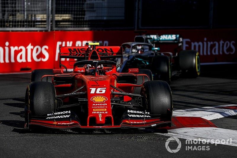 Charles Leclerc, Ferrari SF90, Lewis Hamilton, Mercedes AMG F1 W10 