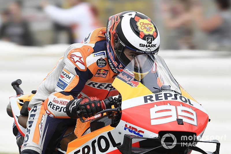 Lorenzo makin dekat buat terobosan Honda