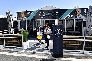 Verstappen szerint a Mercedes már háromszor is kikaphatott volna