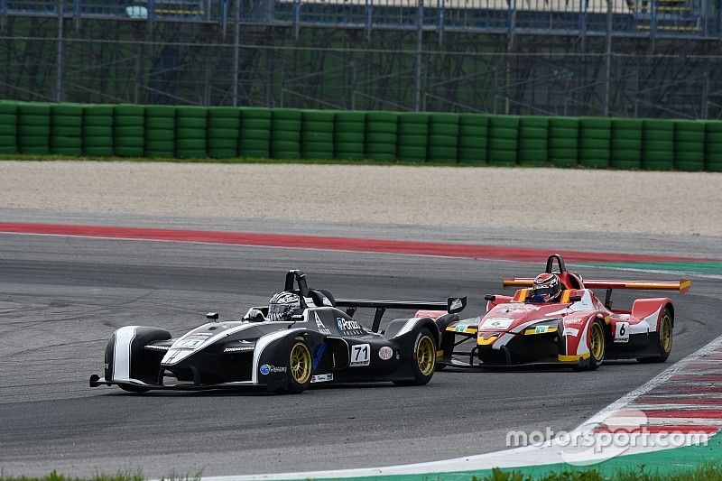 A Misano Riccardo Ponzio vince gara 2 e torna sulla vetta tricolore