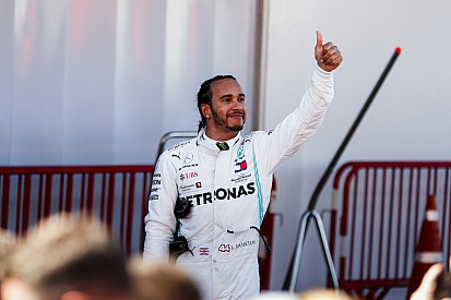 Hamilton "inspired" by message from ill fan