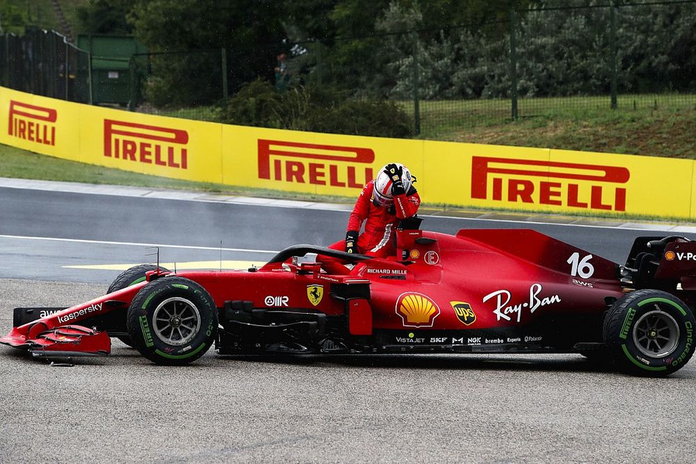 Charles Leclerc, Ferrari SF21 retires from the race