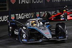 Vandoorne: "Bumper cars" Formula E crashes look "quite amateur"