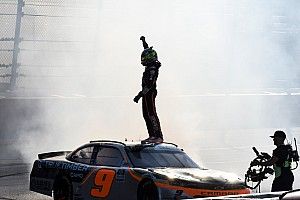 Gragson snaps winless streak with Darlington NXS victory