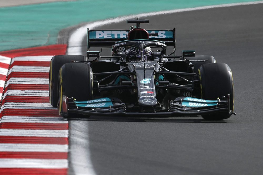 Lewis Hamilton, Mercedes W12 
