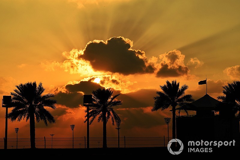Óriásgaléria az F1-es tesztről Abu Dhabiból: Räikkönen, Vettel, Verstappen…