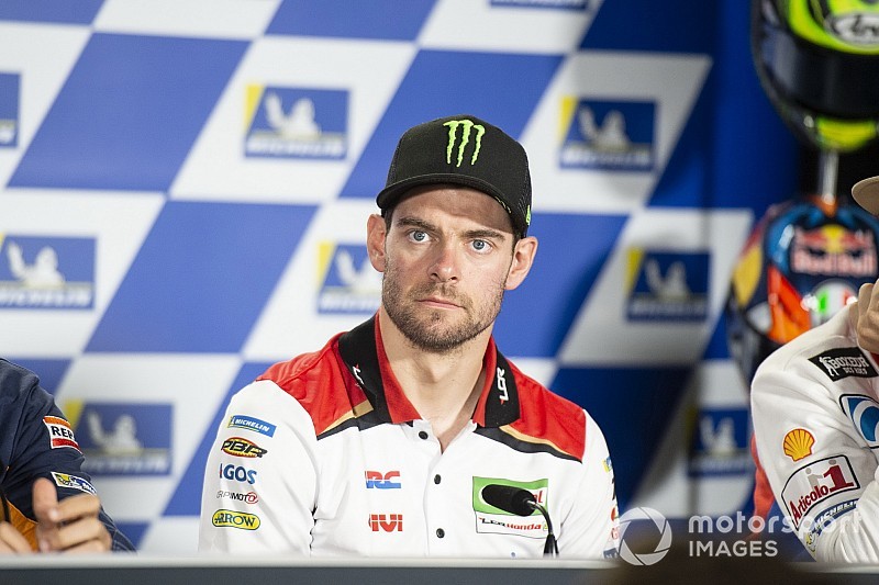 Crutchlow cedera patah pergelangan kaki