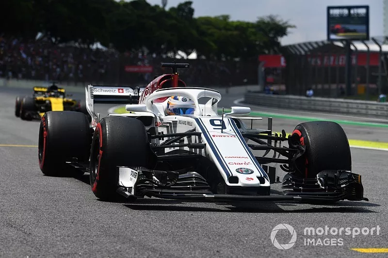 Marcus Ericsson, Alfa Romeo Sauber C37 op de grid 