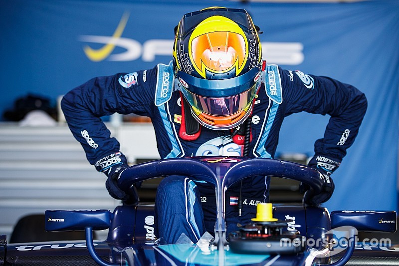 Albon, F1'de #23 ile yarışacak