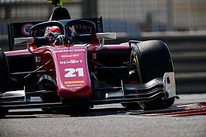 Deletraz lidera el jueves de la F2 en Abu Dhabi, con Tatiana Calderón en el sexto lugar