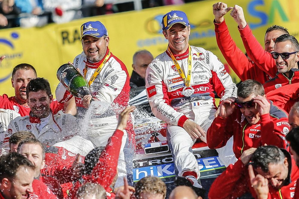 Les vainqueurs Sébastien Loeb, Daniel Elena, Citroën World Rally Team Citroën C3 WRC, avec leur équipe