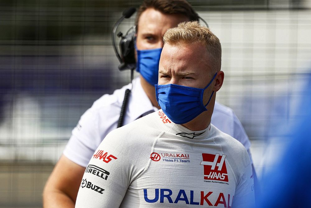 Nikita Mazepin, Haas F1, on the grid