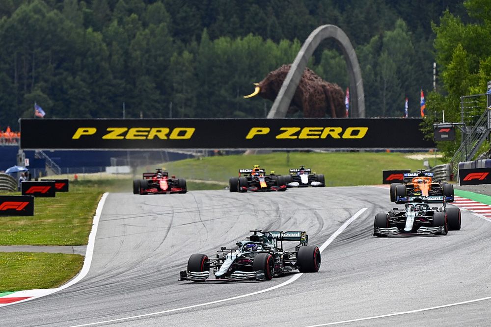 Lance Stroll, Aston Martin AMR21, Sebastian Vettel, Aston Martin AMR21, and Daniel Ricciardo, McLaren MCL35M