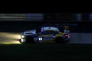 24h Nurburgring: pole BMW-Rowe con un grande Yelloly nel diluvio