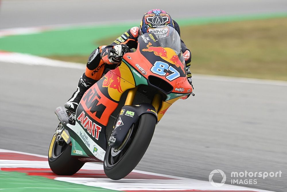 Moto2カタルニア決勝:レミー・ガードナー、絶好調の2連勝! 小椋藍は終盤に転倒リタイア