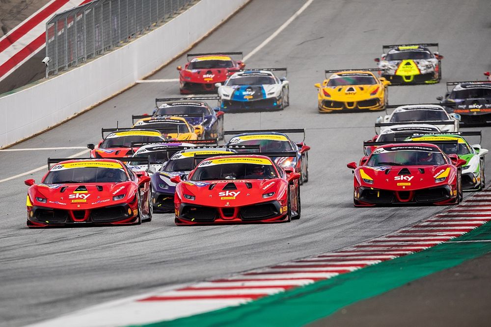 Ferrari Challenge: Gara 1 di Spielberg a Gatting e Sartingen
