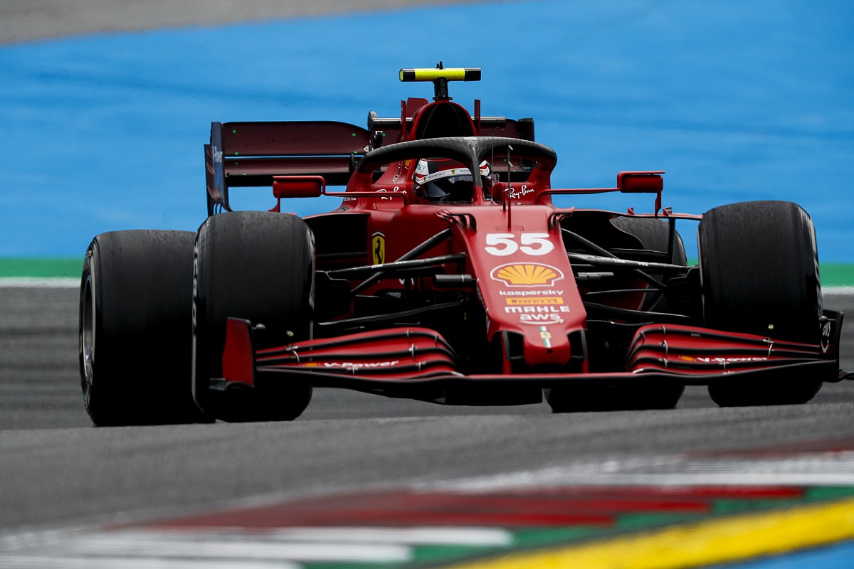 Sainz: "Hamilton'ın ardında geçirdiğim 15 tur, beşinciliğe mâl oldu"