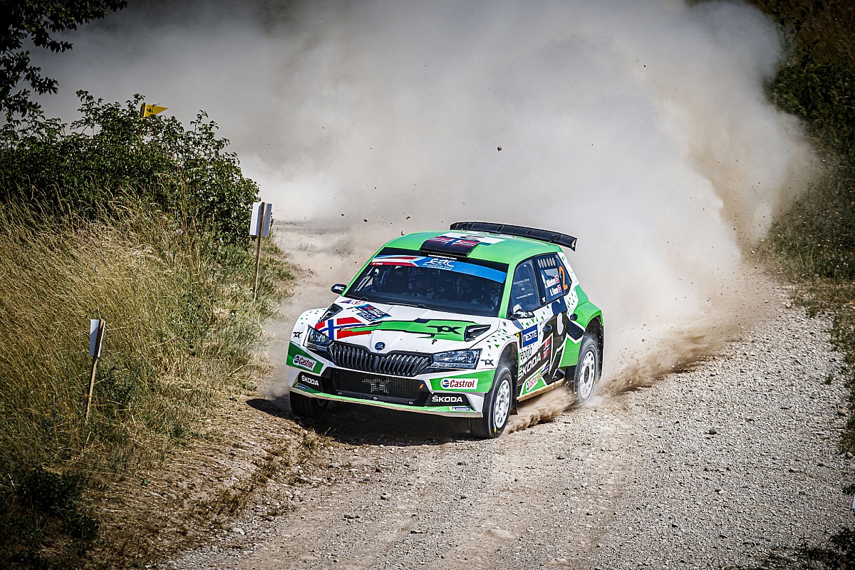 Mikkelsen coraz bliżej Marczyka