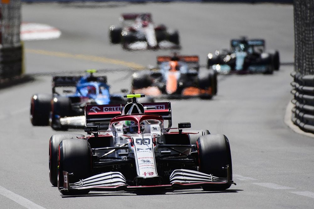 Flexi-wings won't be "a game-changer at all" in Baku