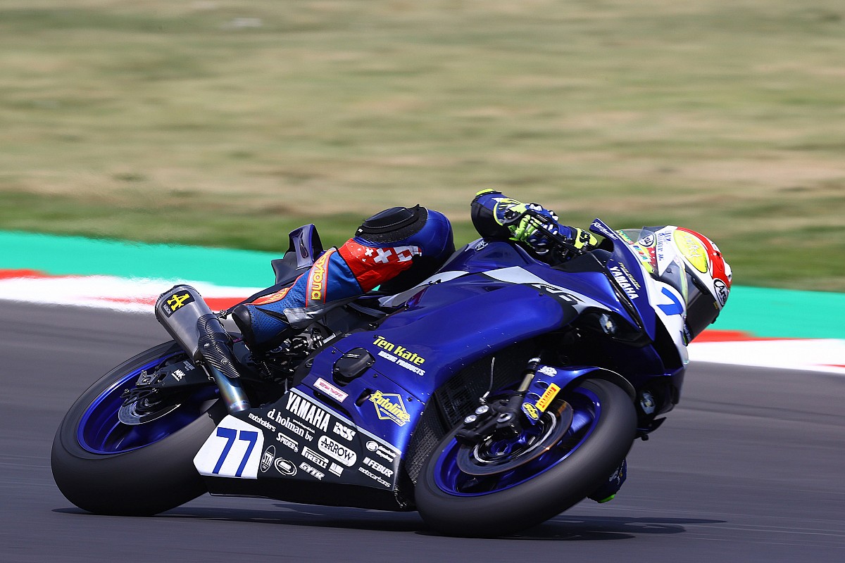 Hasil Race 1 WSSP Italia: Aegerter Dominan, Galang Hendra Untung Besar
