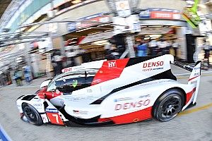 Le Mans 24 Jam: Toyota pimpin Porsche setelah empat jam